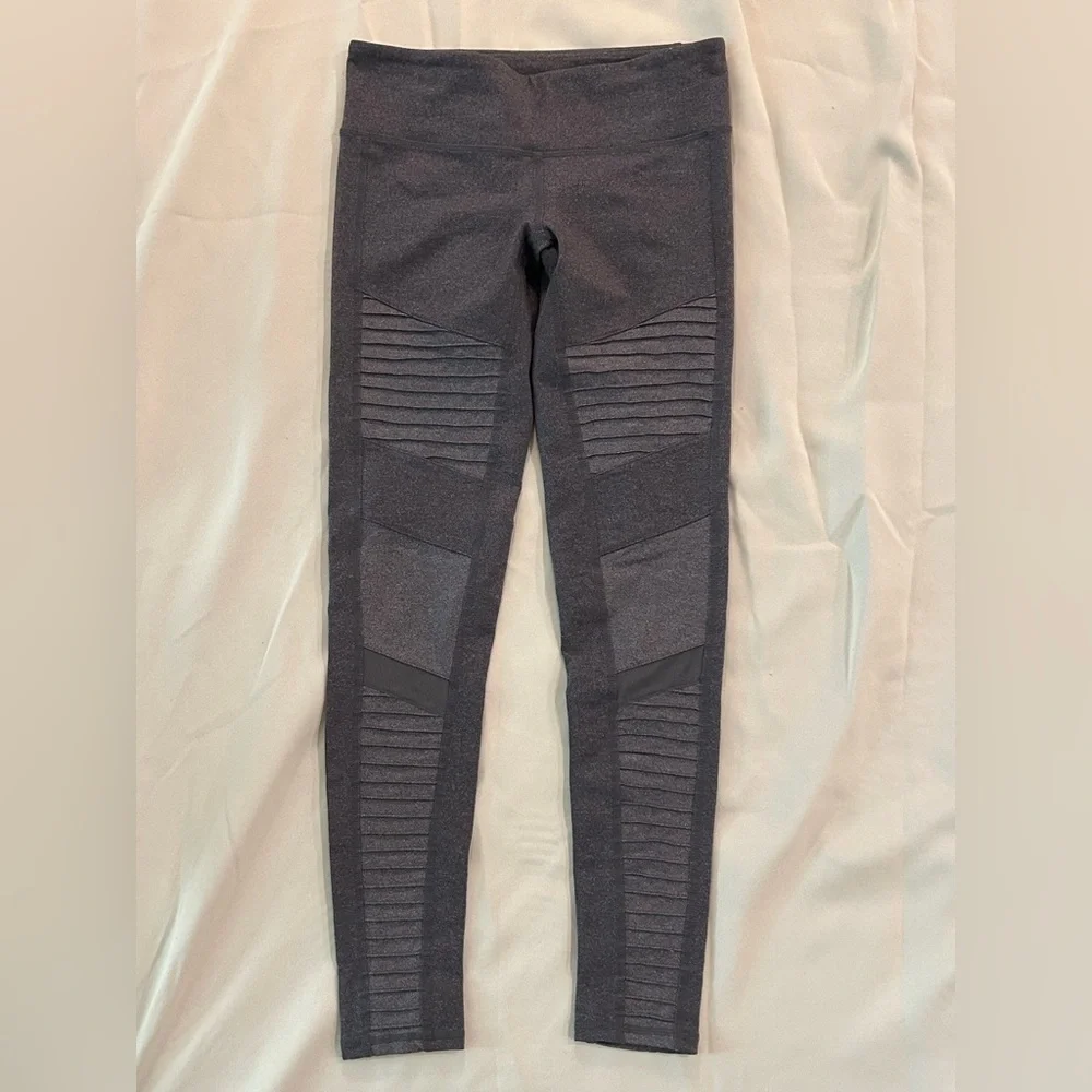 ALO Yoga Gray Ribbed Panel Leggings